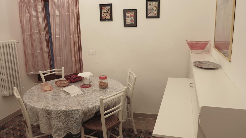 סולמונה B&B Del Teatro חדר תמונה