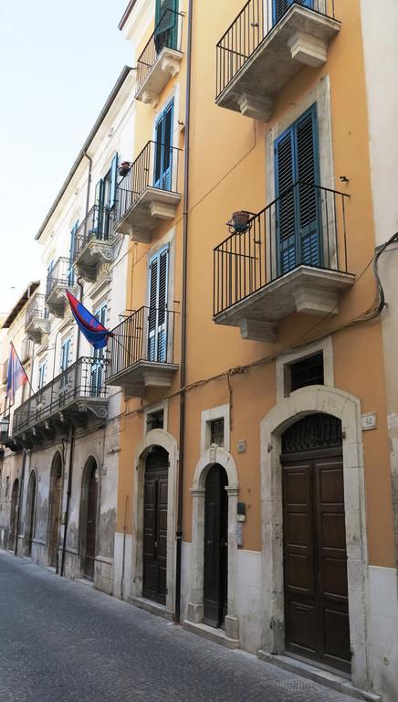 סולמונה B&B Del Teatro מראה חיצוני תמונה