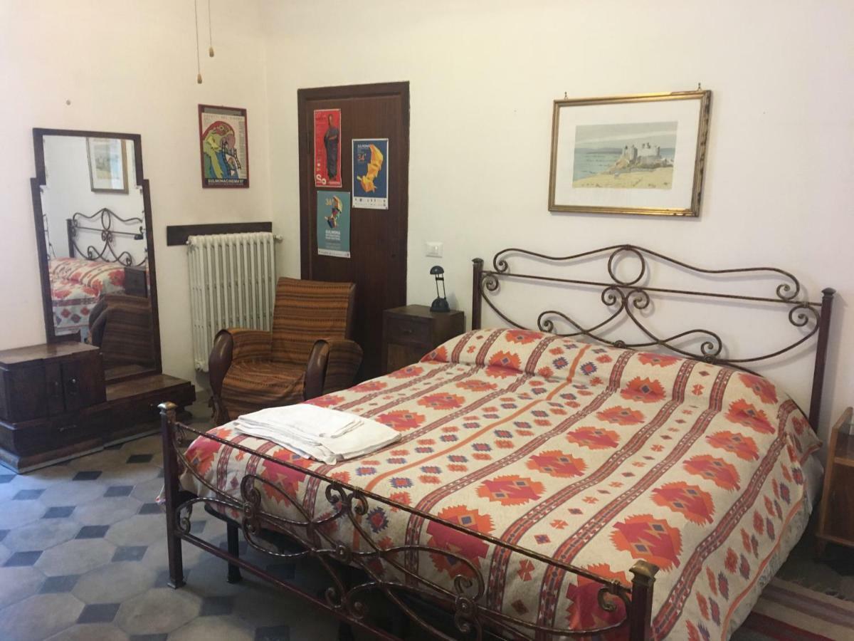 סולמונה B&B Del Teatro מראה חיצוני תמונה